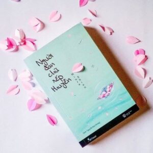 sách người đan chữ xếp thuyền